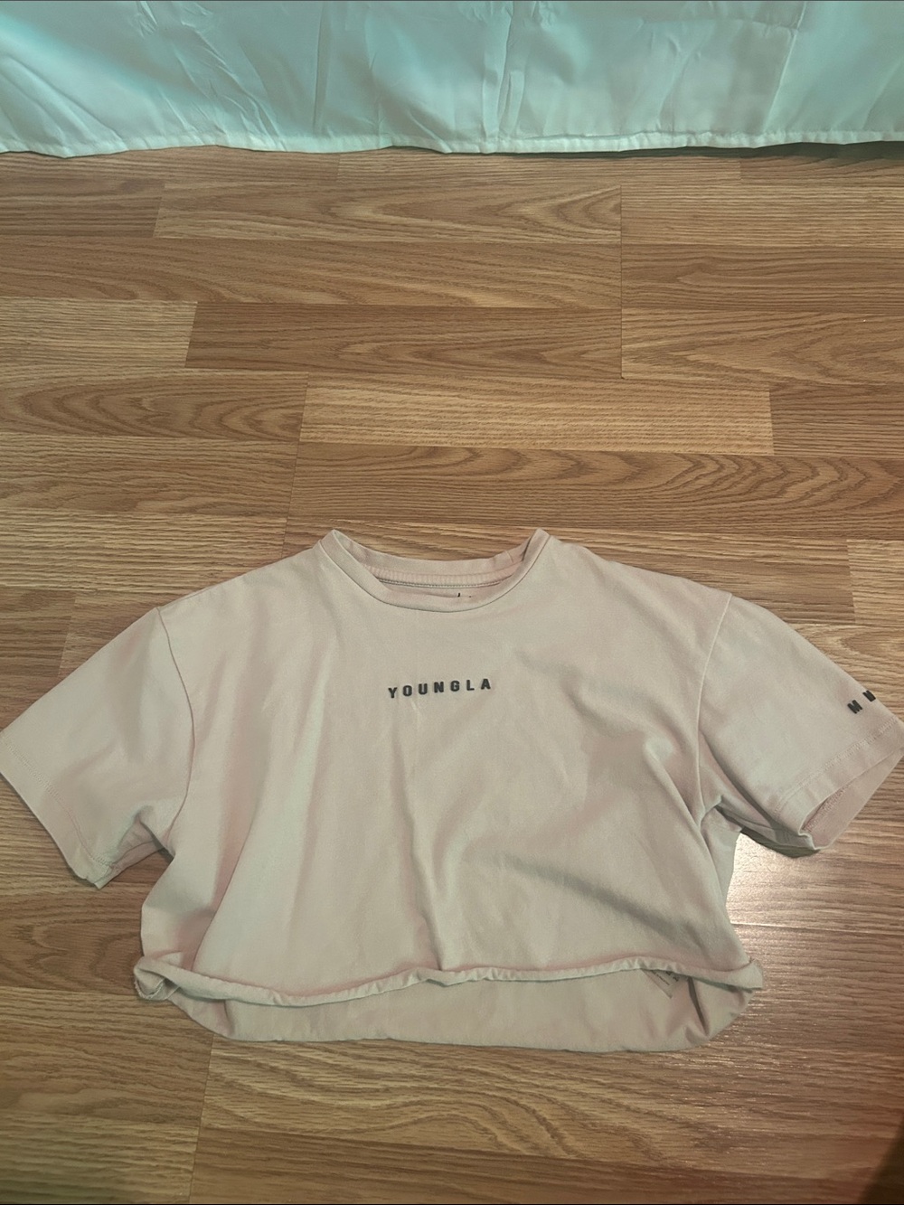 Youngla cropped Tshirt womens XS
